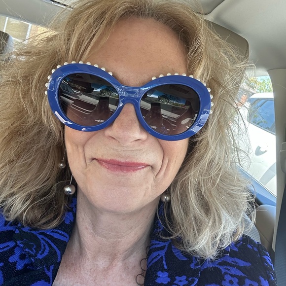 Meet your Posher, Leslie - Picture 16 of 16